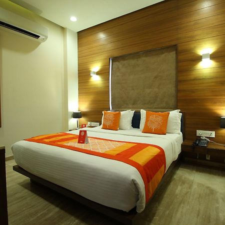 Oyo 8992 Hotel Kyra Amhedabad Dış mekan fotoğraf