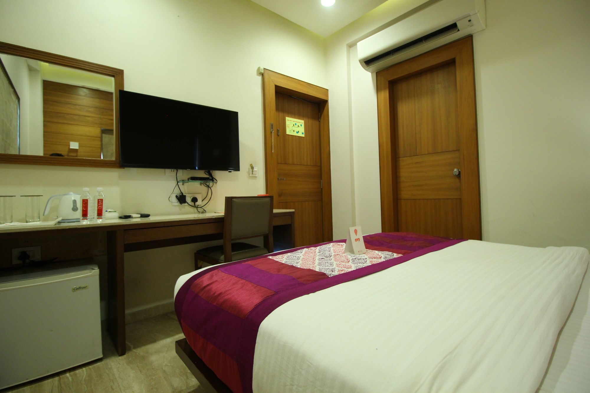 Oyo 8992 Hotel Kyra Amhedabad Dış mekan fotoğraf