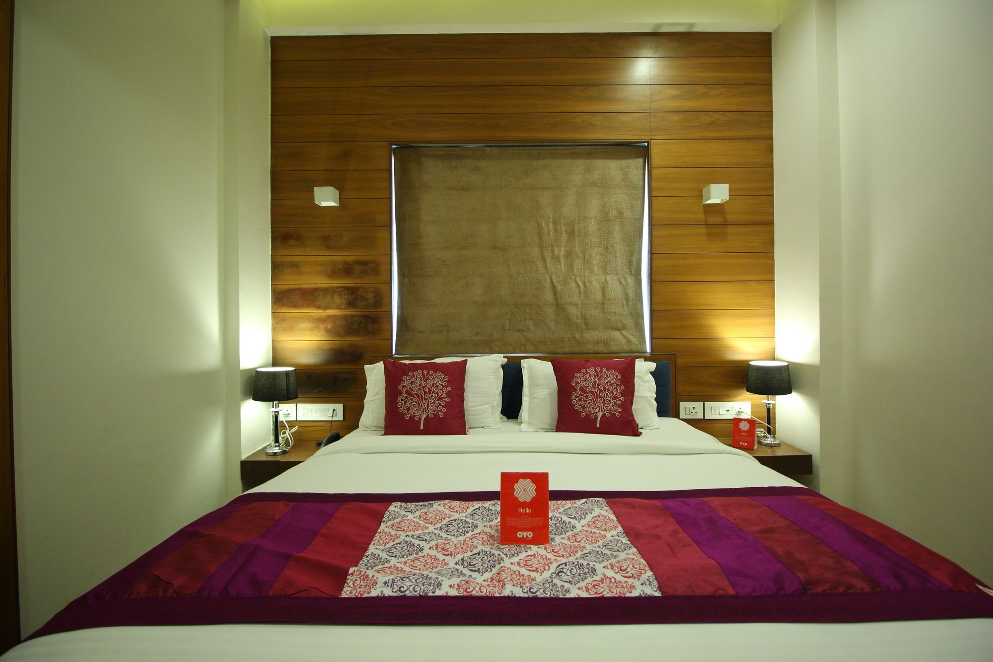Oyo 8992 Hotel Kyra Amhedabad Dış mekan fotoğraf