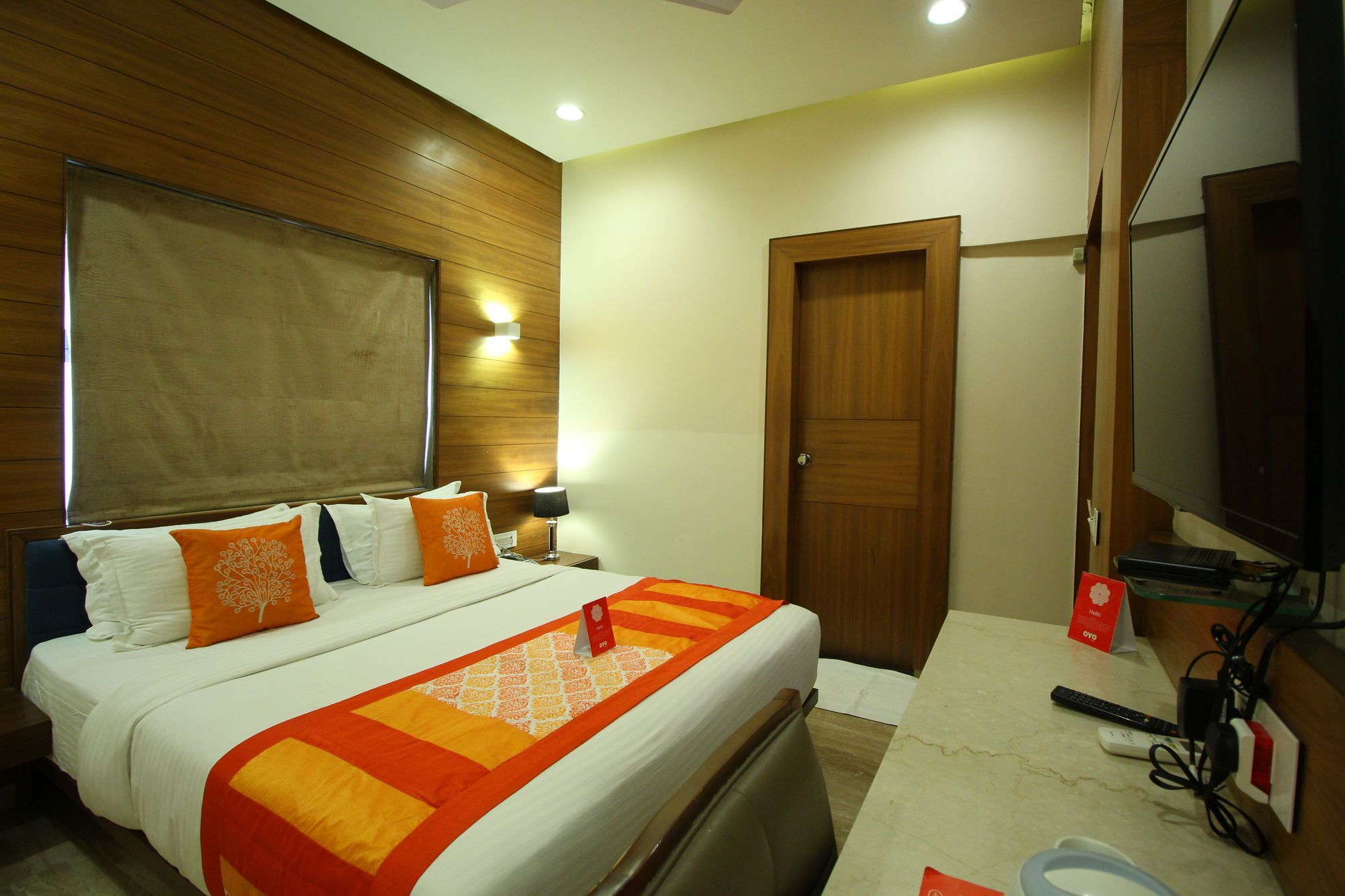 Oyo 8992 Hotel Kyra Amhedabad Dış mekan fotoğraf