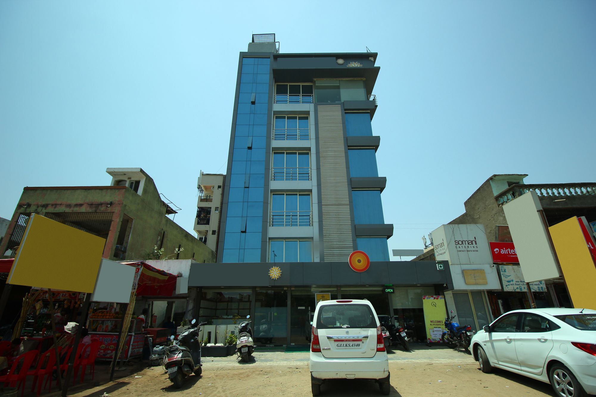 Oyo 8992 Hotel Kyra Amhedabad Dış mekan fotoğraf