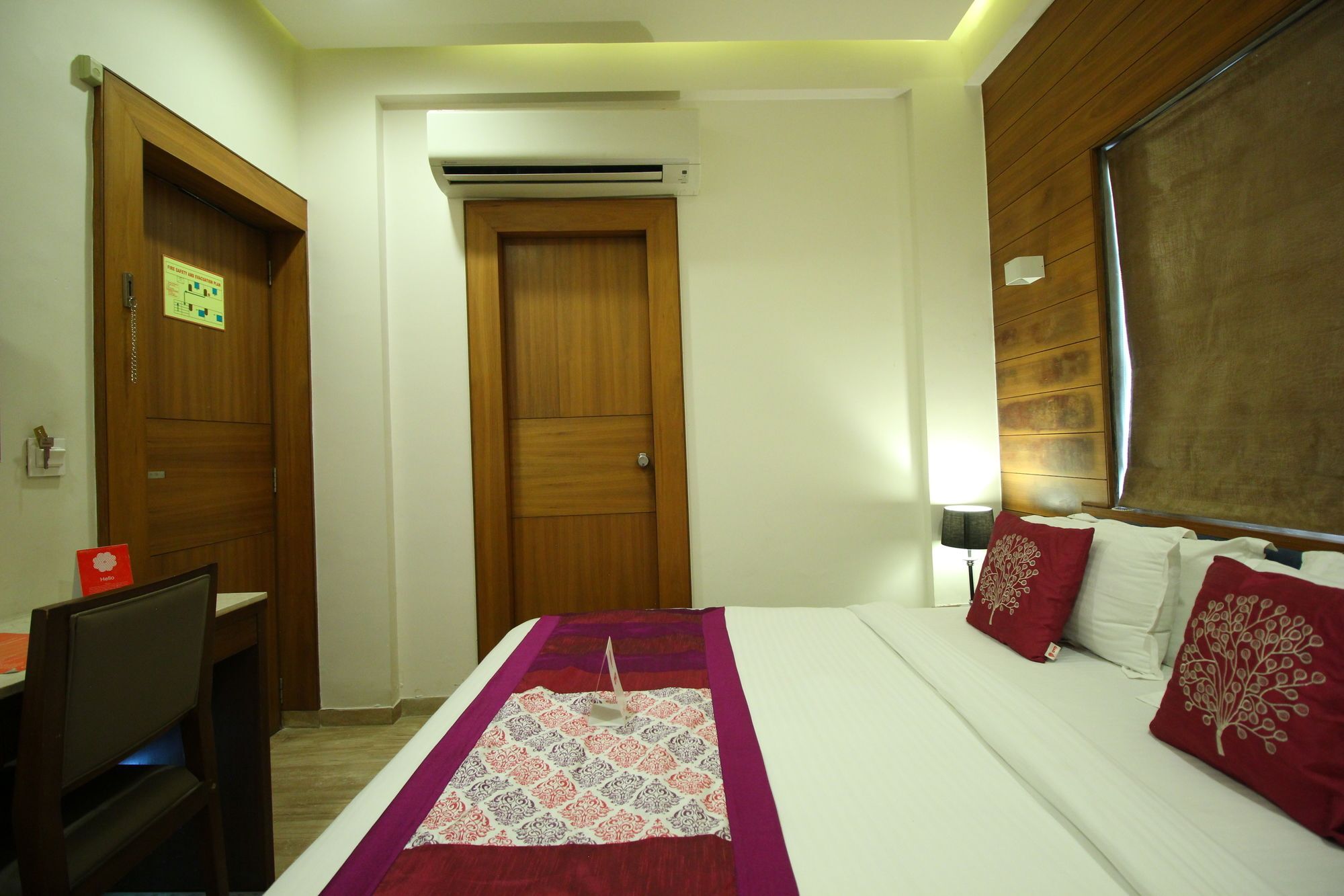 Oyo 8992 Hotel Kyra Amhedabad Dış mekan fotoğraf
